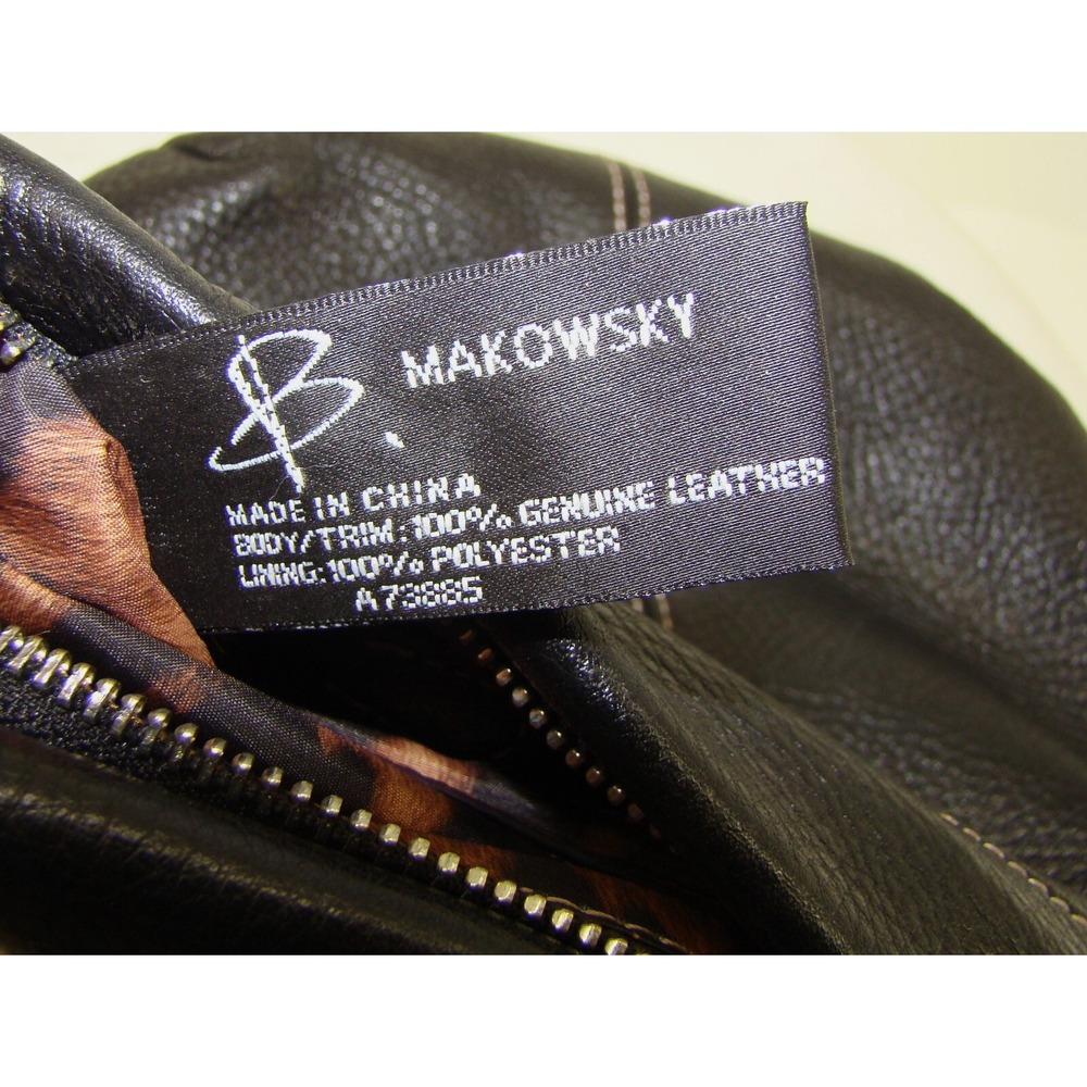 B. MAKOWSKY Black Pebbled Leather Crossbody Purse D122 - Picture 2 of 9
